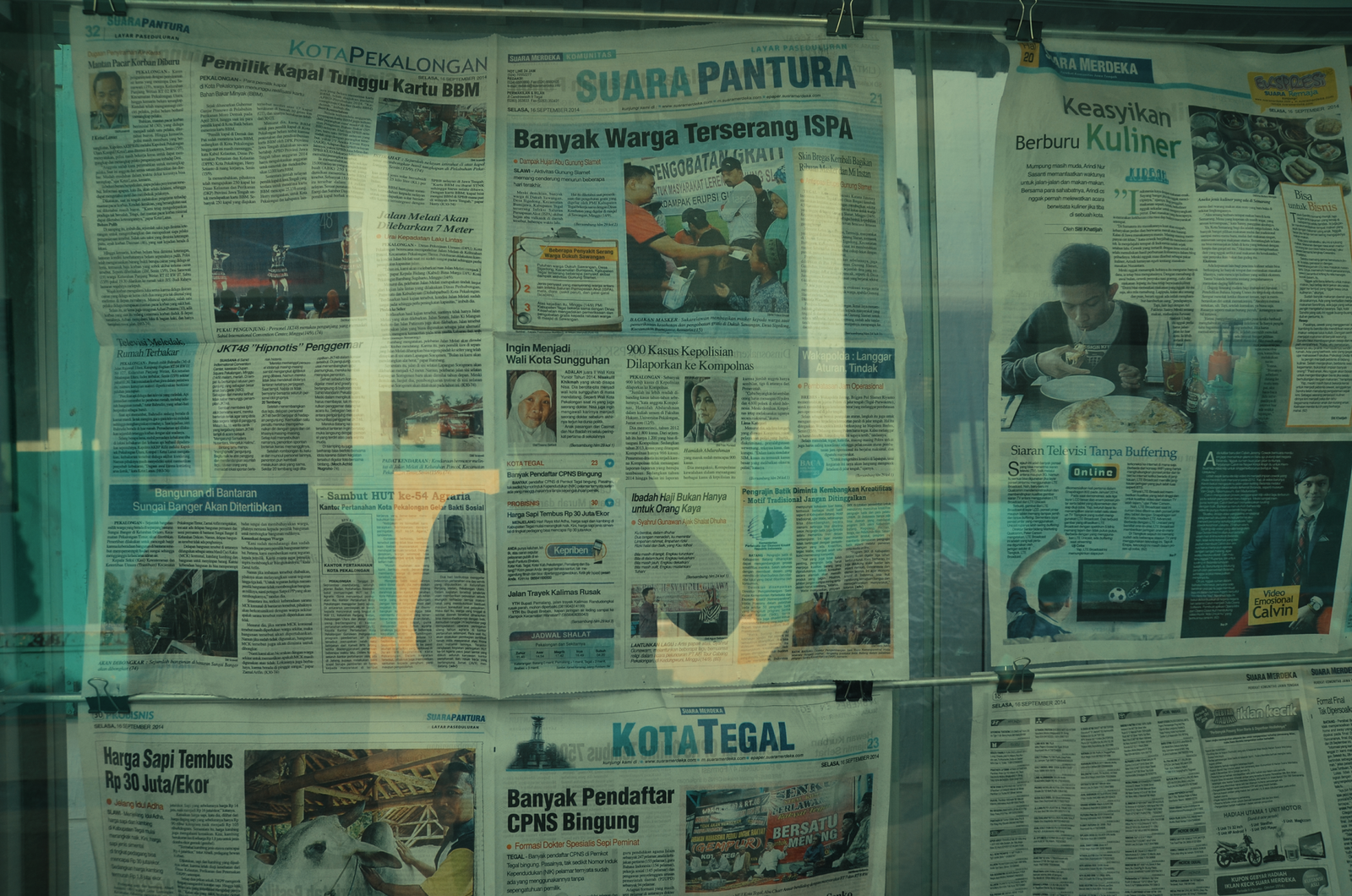 Detailed view of various newspapers on display in Jakarta, Indonesia. — Seeking Seamless Access Your Guide to Trickz casino l